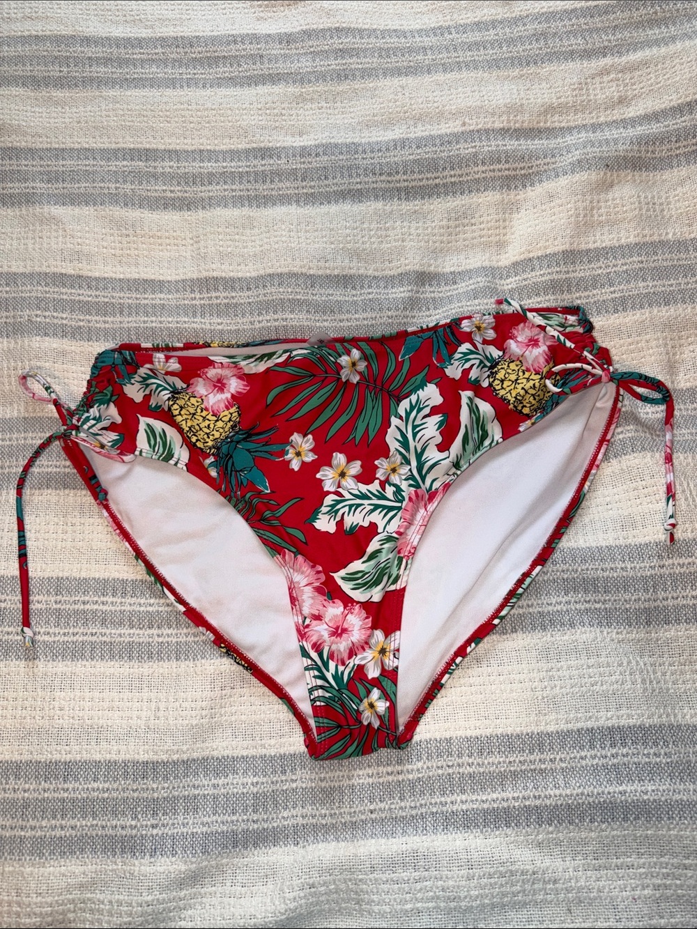 SHEIN Red Tropical Floral Bikini Bottoms with Pineapple Print